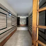 Nunu\'S Apartment